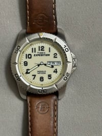 تايمكس اكسبيديشن • يوم وتاريخ • زجاج زفير