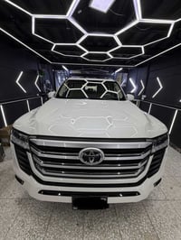 لاندكروز gxr موديل 2022 رقم بغداد بأسمي تحويل مباشر   حالة سيارة : ( ب...