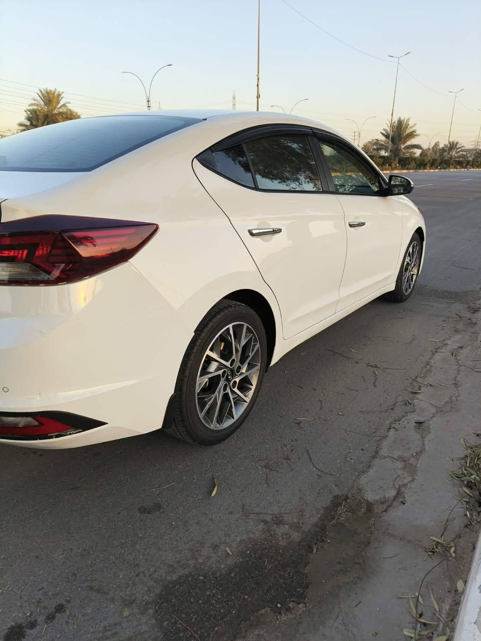 سلام عليكم سياره النتره موديل 2020 خليجي بيه بس بارد بل جاملغ امامي فقط ولباقي كفاله عامه كير ومكينه2000 وتخم تاير وحداديه مكفولات كفاله عامه ماشيه 170 حقيقي سياره فول ماعده لبصمه أسعر 155 وبيه مجال مكاني كربلاء طوريريج الرقم ***********
