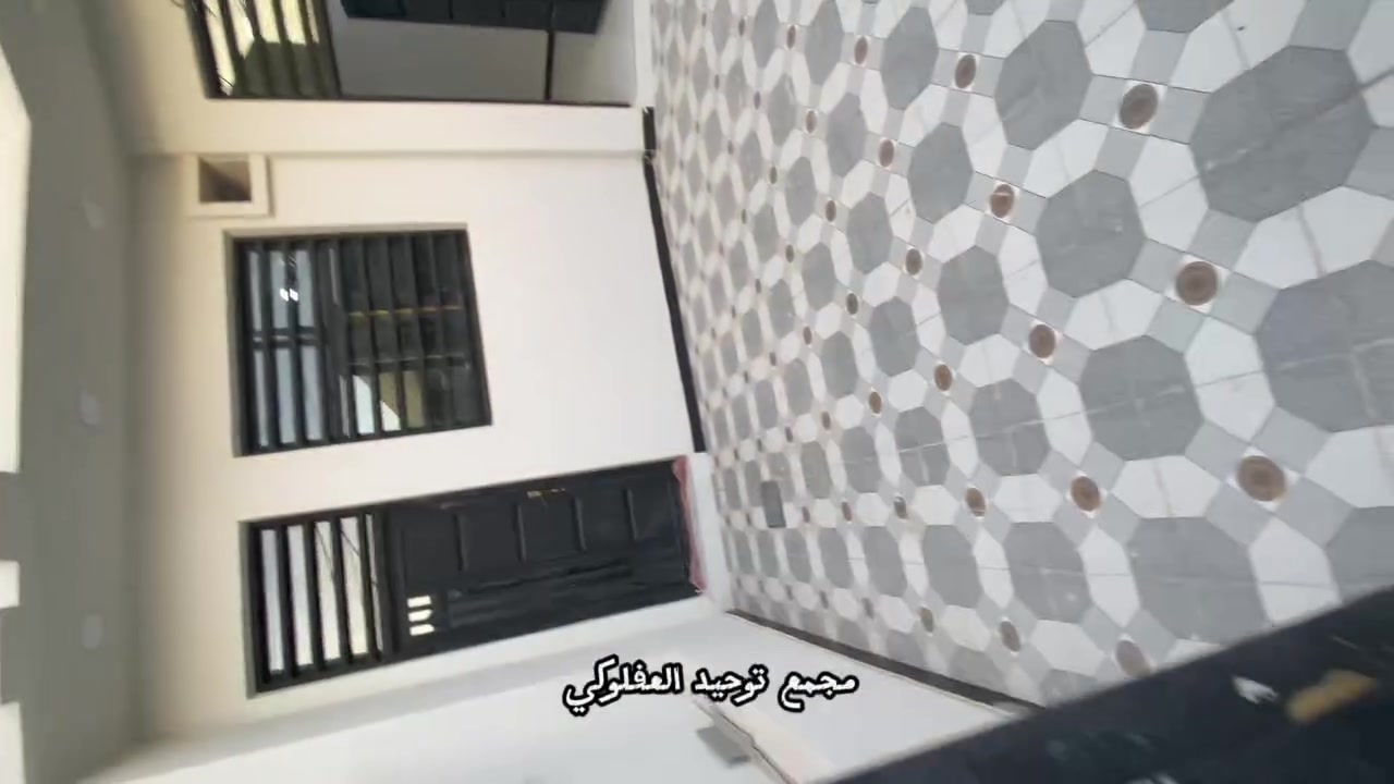 ---
🏡 بيت للبيع  

📍 الموقع: طريق السنية السياحي - قرب سكة القطار - مجمع توحيد العفلوكي  
📐 المساحة: 150 متر  

🏠 التفاصيل:  
غرفتين | صالتين | مطبخ | استقبال | صحيات داخلي وخارجي  

📲 للتواصل واتساب: ***********
---
