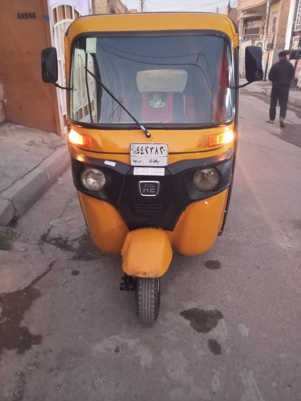 سلام عليكم شباب تكتك للبيع 21شهر 10رقم سنويه بغداد شوكت مدريد تحويل مكاني، بغداد البياع شرطه الخامسه شراي يخابر وات ساب ***********
سعر 7وبيه مجال
