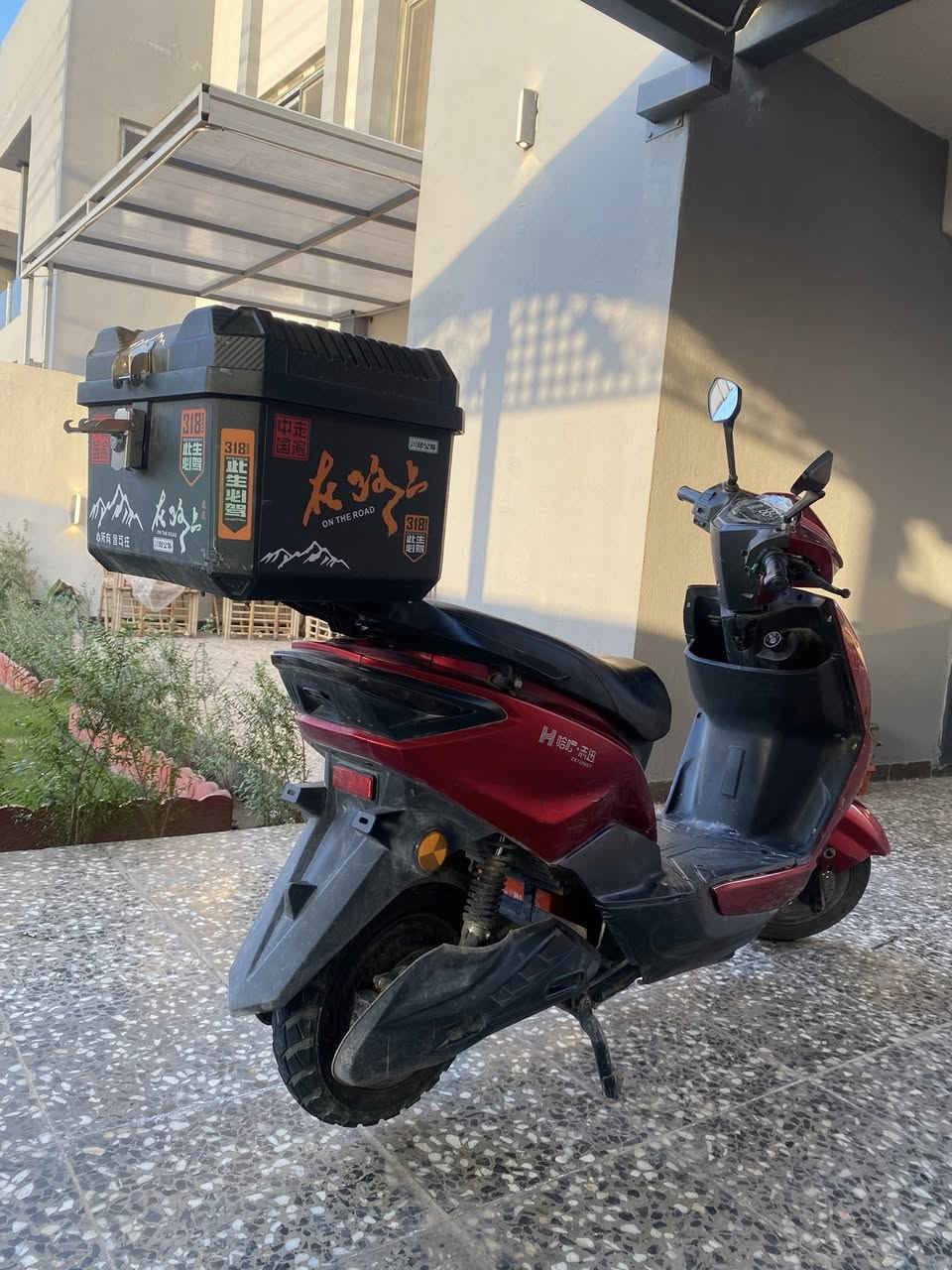 السلام عليكم دراجه سكنس شحن 2025نضيفه شوي اكو شخوط بل كفرات بس بطارياتها ما تاخذها. اذا ما تفحص بعينك وتشوف شكد جدد بطارياتها جدد قبل شهرين بدلتهن كلهن 6بطاريات تجي سرعه 65حقيقي دراجه نضيفه كللش السعر 600وبيها مجال لناس الطيبه وتحياتي 

الهاتف ***********

العنوان بغداد العامريه
