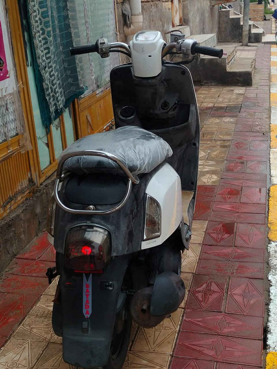 للبيع كابريته حاويه صارلها 10ايام من طالعه
كفاله عامه برغي مامفتوح بيها مكاني سوق الشيوخ 
ستفسار خاص او اتصل
***********
