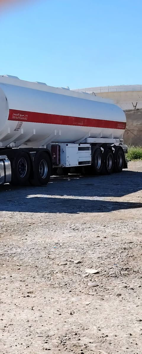 السلام عليكم للبيع،صهريج حداد حازم ٢٠٢٠ تخم تاير السعر ١٣٥ بي مجال 
***********
