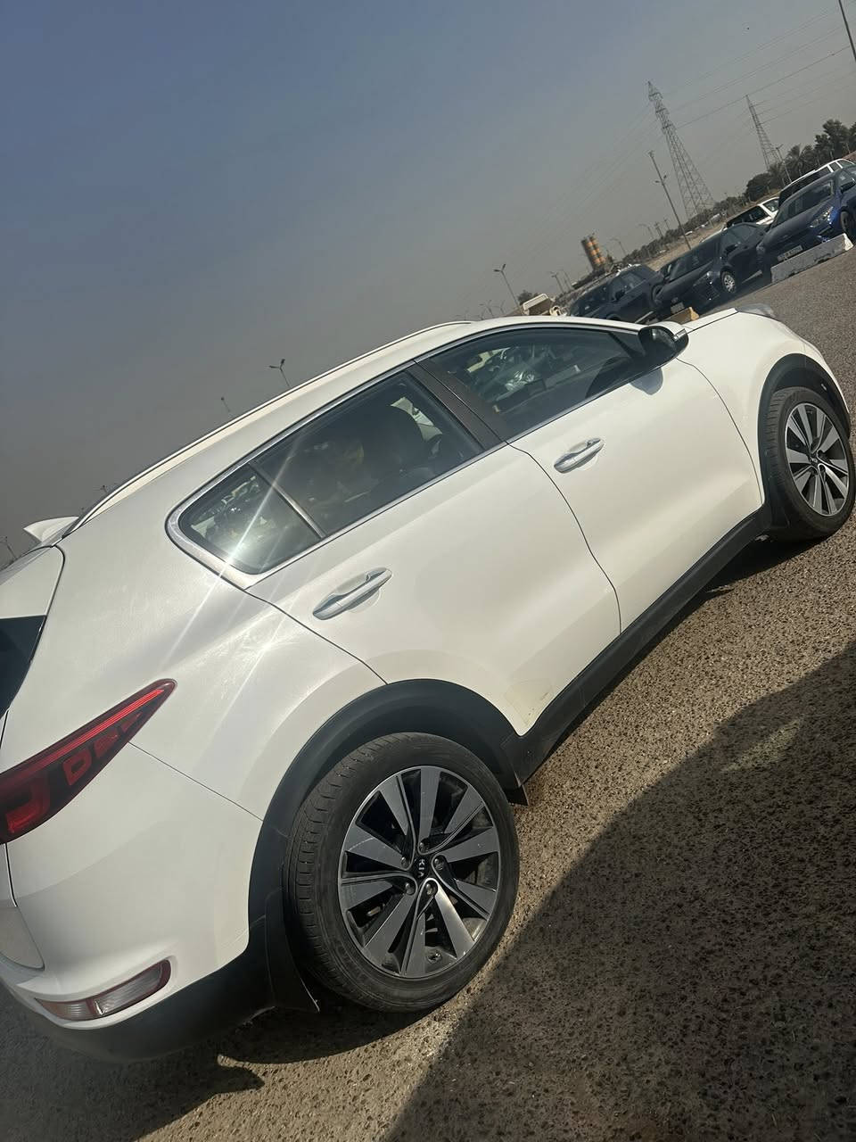 مرحبا كيا سبورتج موديل 2017 للبيع خليجيه رقم بغداد سعر 178$ بسمي سياره ***********
