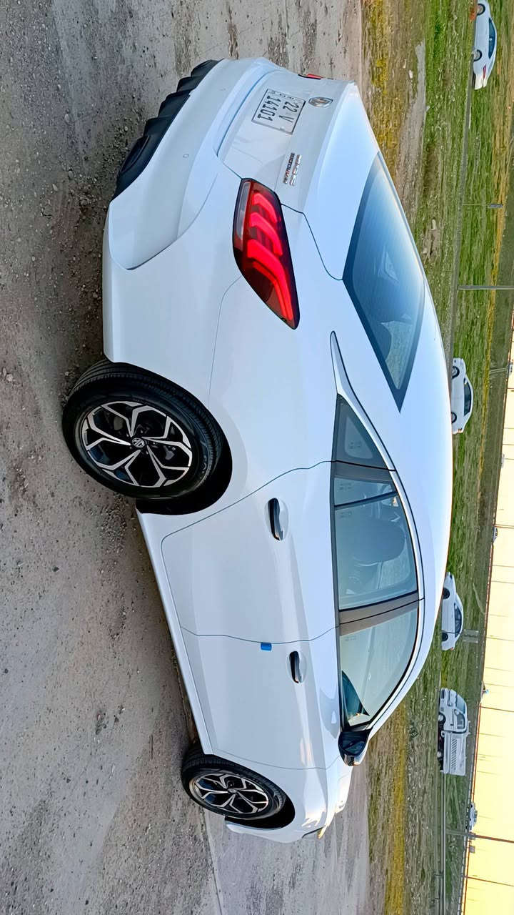 MG GT 
Model 2025
Mobile 📲 ***********
***********
ته نها 14هه زار رؤيشتووه 
زؤر زؤر خاوينه فول كماليات 
ئاوينه باتمان 
يده ده رگا ره شه 
گاعيه ى قالب بؤ دانراوه 
قالبى ناو صندوق بؤ دانراوه 
گير عادي 
بئ صبوغ 
بئ تعديل 
بؤياغ ته نك به شه رت 
مواصفات بصمة 🫆 
شاشه گه وره 
يده ده رگا بصمه 
بريك بصمة 
أوتو هولد 
ويل كروم 
لايت ليد و زينون 
بگ لايت ليد 
كاميرا 
حساس دعامى دواوه 
لايت كهرباء به رزو نزم 
دژه خليسك تراكشن 
تعديل سرعة 
دوو بصمه ى بلادى خؤى له گه له
شوين هه ولير 
Bluetooth 
Auto android 
Apple car play 
سعر 99$ مجاليكى كه م
