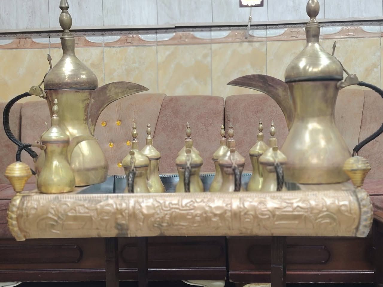 دلات للبيع السعر ٥٠٠ وبيهن مجال
***********
