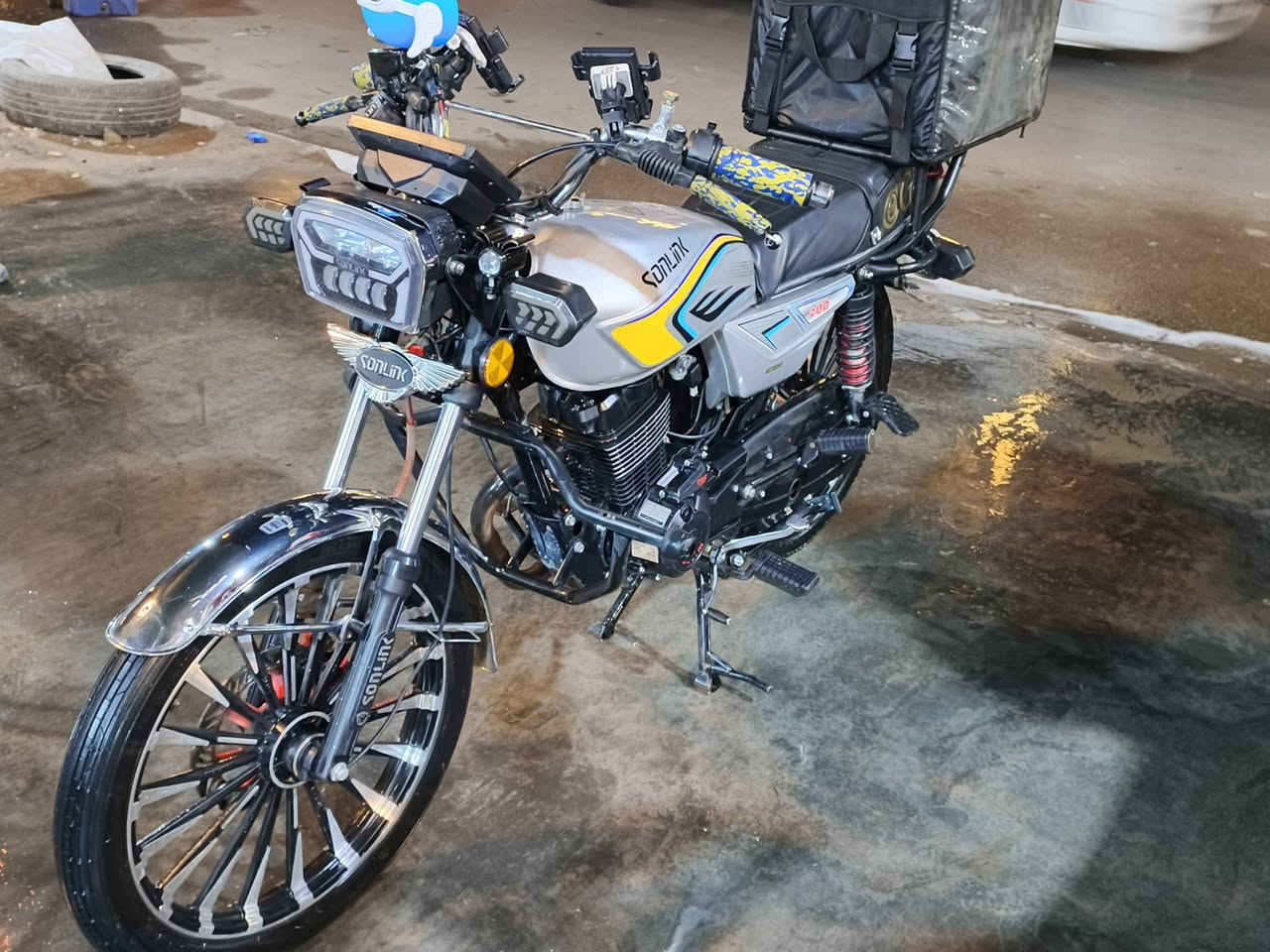 سلام عليكم دراجه ايراني مديل 25+مكينه ضاغطه وزنجيل 
مابيهه اي نقص اوراق المعرض كامله/مكاني بغداد الاعضميه
/رقمي(***********)السعر اتصل وتدلل
