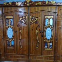 غرفة نوم ملكية • صاچ اصلي • دولاب ٦ أبواب