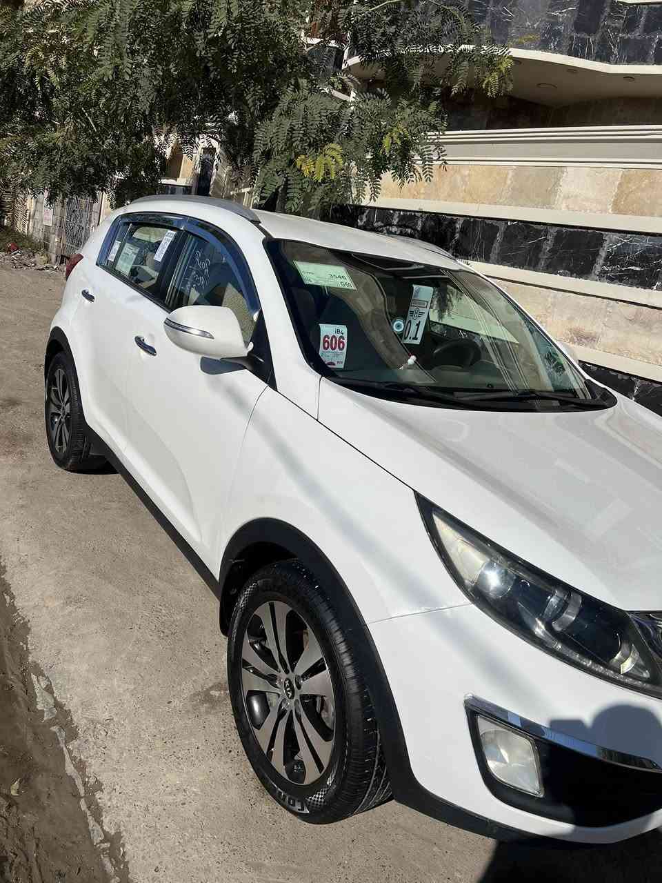 كيا سبورتج 2012 خليجي مكفوله من الصبغ والضرر فقط شبر بل صندوق بارد مري شفط ويل كروم مكينه 2000دوش شرط مكينه وكير وتخم تايرات وصدر امامي خلفي كله جديد تحويل ثاني يوم 
‏‪السعر 143 وبيها مجال بسيط كلش 
عنوان ديالى بعقوبه المركز 
سونار مرفق بالمنشور
رقم ***********
