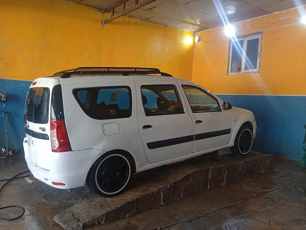 السلام عليكم رينو خصوصي للبيع سبعه راكب موديل 2010 سنويه ل 30 سياره جاهزه من كل شيء المكان نجف مكلف بالنشر هذا رقم صاحبها ***********
