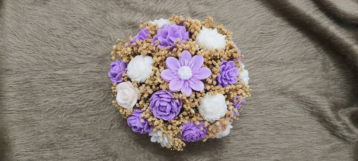 باقات ورد الشمع بفازه حجر  بعطر مميز  وورد طبيعي  الباقة كبيرة
تخفيضات بمناسبة شهر رمضان تكون هدية مميزنة  السعر الباقة ٢٠ الف شامل التوصيل  ضمن كركوك


**إذا كنت صاحب هذا الإعلان وتريد حذفه لأي سبب، رجاءا أرسل رسالة إلى الدعم الفني**