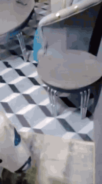 يالله سلام عليكم
دار للبيع مساحة 50

يحتوي علا غرفه نوم وصاله ومطبخ وحمام 

 الموقع ألأمين الثانيه بداية شارع المكاتب 

السعر 10$
موجود واتساب فقط ***********
