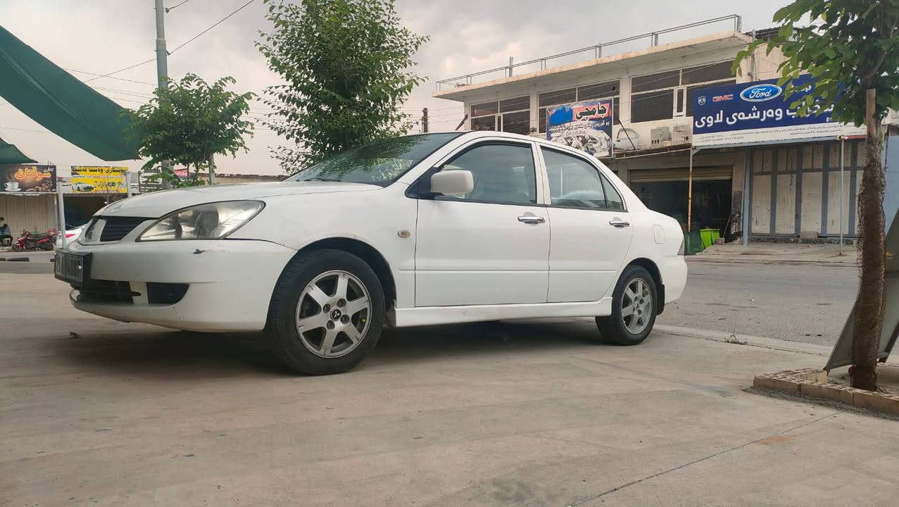 کوردی/عربي
سەلام و عەلیک 
🚗 میتسوبوشی لانسەر بۆ فرۆشتن
 مۆدێل: ٢٠٠٨

⚙️ گێڕ ئۆتۆماتیک و گێڕ و مەکینەی بەشەرت
🔧 مەکینەی کراوەتەوە و تەشفیت کراوەتەوە بەشەرت
❄️ تەبرید بەشەرت
🛞 ٤ تایەی تازەی لەسەرە
📡 سۆنەر دانراوە
🎨 بۆنیت لەسەر کاڵبوونەوە بۆیاخ کراوە و دوو چەمەلەغەکەش لەسەر شوخت بۆیاخ کراون

💰 سعری ٨٠ گەڵا و مەعامەلە
📱 ژمارە موبایل: ***********

ــــــــــــــــــــــــــــــــــــ

السلام عليكم 
🚗 ميتسوبيشي لانسر للبيع
 الموديل: 2008

⚙️ جير أوتوماتيك، جير والمكينة بشرط
🔧 المكينة مفتوحة وتم تصليحها بشرط
❄️ التبريد بشرط
🛞 ٤ إطارات جديدة عليها
📡 تم تركيب السونار

💰 السعر: 80 ورقة قابل للتفاوض
📱 رقم الموبايل: *********** السليمانية, العراق
