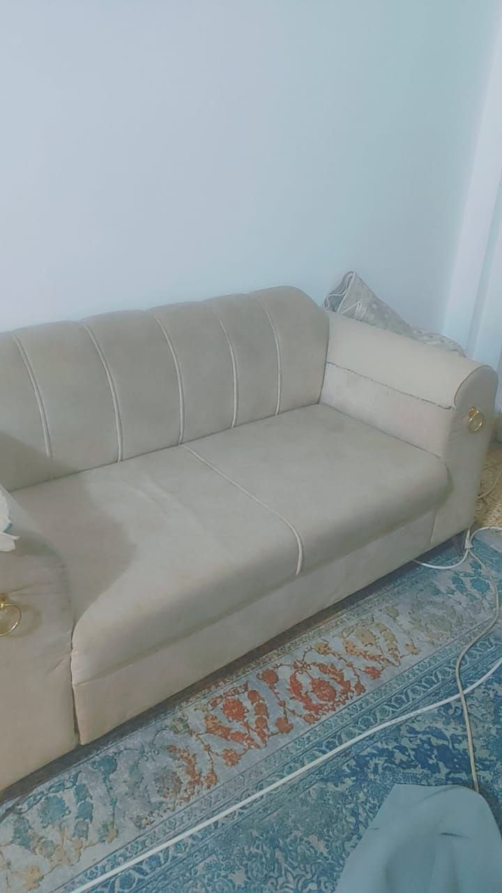 السلام عليكم تخم للبيع كلش نظيف سعر 350وبي مجال

رقم الهاتف ***********
