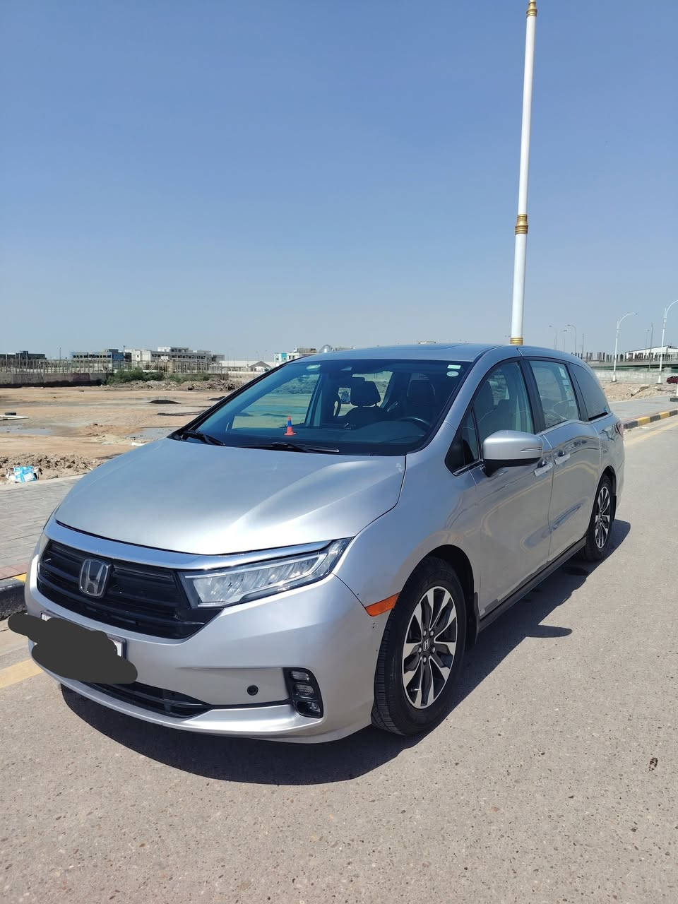 سلام عليكم هوندا اودسي ٧ راكب مديل 2022 ماشيه 81km قابل لزياده للاستفسار واتساب ***********
