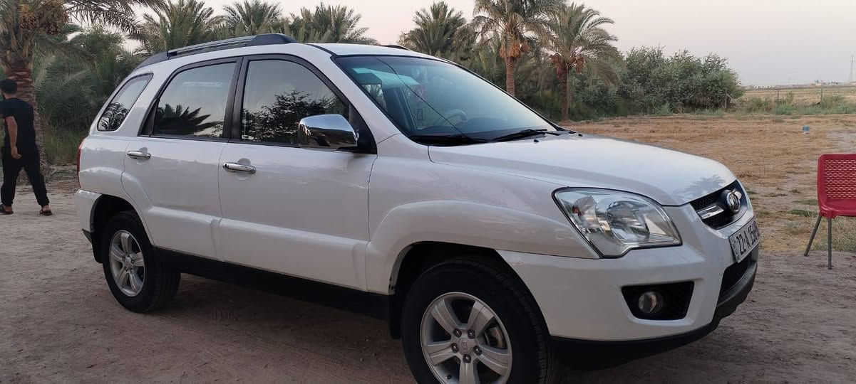 ا
السلام عليكم  كيا سبورتج موديل 2010  خليجي 

السياره مكفوله كفاله عامه  من صبغ مكينه كير  حداديه تبريد  ضربه بسيطه بل باب الخلفي السنويه لحد 2028

باسم عربي رقم اربيل   مستعجل ع بيعه  130 بيه مجال حك الجيه  لعلم اني جناي مو بياع شراي سياره ع ايدي نضيفه كلش   مكاني بابل الحمزه الغربي ***********
