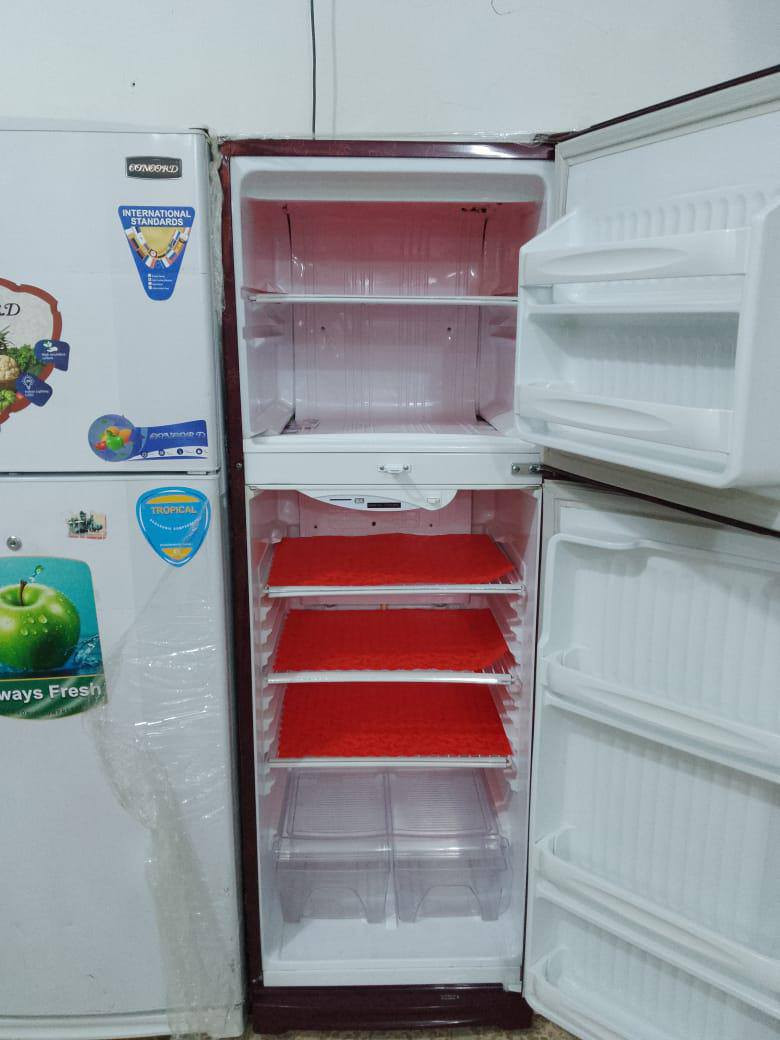 ثلاجات للبيع الحجم كبير 24قدم
السعر 200قفل
الشراي يتصل ***********
العنوان حله حي المهندسين شارع ام البنين
