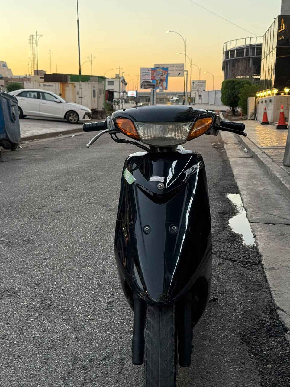 دراجه عصفوريه 60 ياباني فحل دراجه نكره سلف جديده قفل اكسل ناعمه شلعه ومعدل حلوات كهربائيات كلها شغاله مناقصها شي اريدها ب 350 وبيها مجال للشراي مكاني بغداد الأعظمية 
***********
