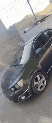 شوفرليت سونيك فئه الرياضي LTZ موديل 2013 السياره جدا نضيفه وحلوه بيه هواي مواصفات تحكم مري كشنات جلد تدفئه وبيه مانع انزلاق كير ميكنه انضاف مشيه قليل كلش قليل بموديله السياره بيد بنيه ما متعوبه تبريد ثلج مينكعد كدامه رقم السياره بغداد الدولي جديد مكان السياره بغداد الزعفرانية رقم الهاتف ***********
