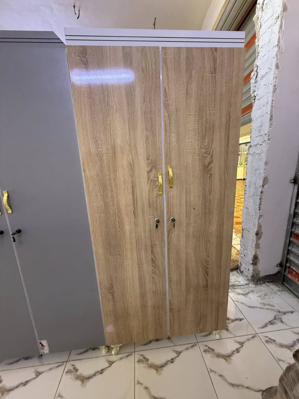 مجمع محسن الشمري 
عرض خاص عرض خاص 
متوفر طبلات رباعي 65 الف 
متوفر شمعه كرستال تركي 45 
متوفر شمعه عاديه 25 
متوفر ميز تيفي قياس 140 - 95 الف 
متوفر كاونتر قياس متر 50 مرمر 3 قطع 450 
متوفر كاونترات قياس 2/50 مرمر 3 قطع 700
متوفر ديوان قماش خاولي 5 قطع 10 مقاعد 
حرف L  شغل درجه اولى 500 الف 

متوفر سناكي متر 50 مرمر 170 الف 
استفسار خاص او تصال الرقم او واتساب 
الديوانية قضاء عفك قرب الجسر حمام مقابل سيد حسن ياسري 
***********
