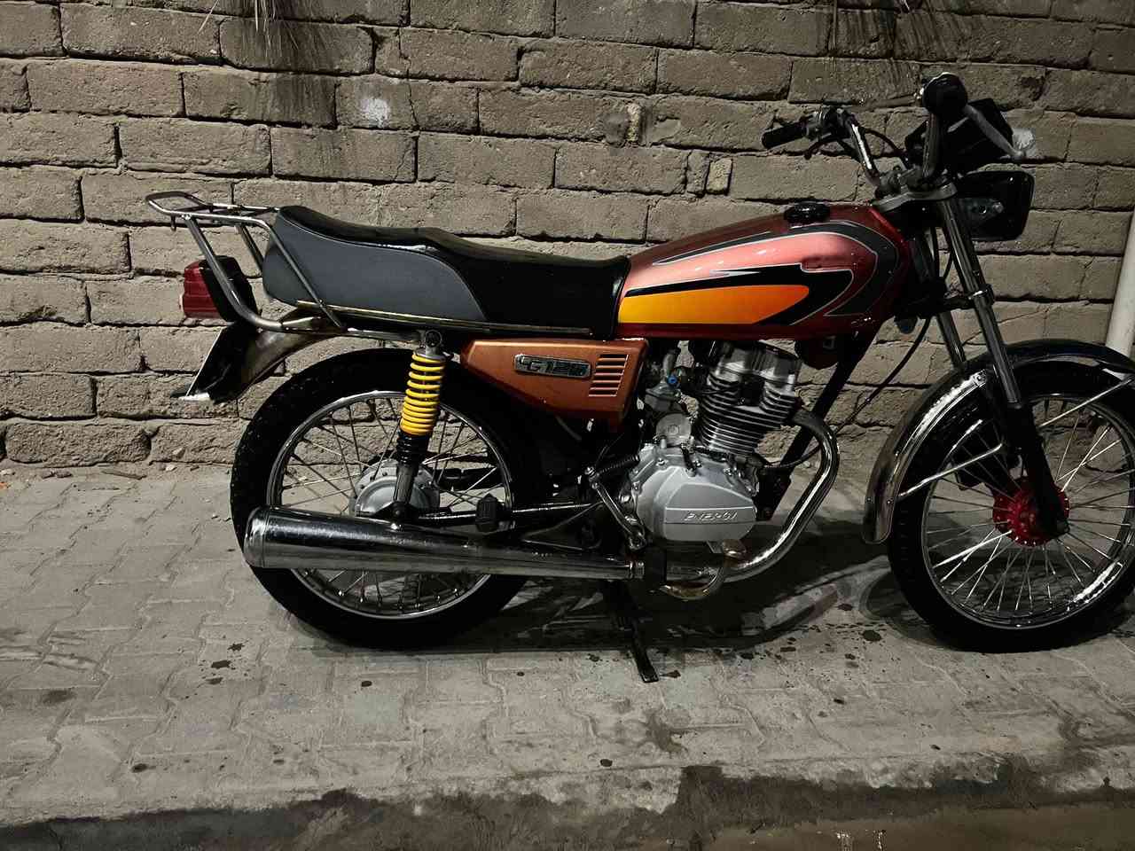 انيرجي رقم للبيع
***********
مكاني الهوير 
سعر مليون و450وبيهه مجال
