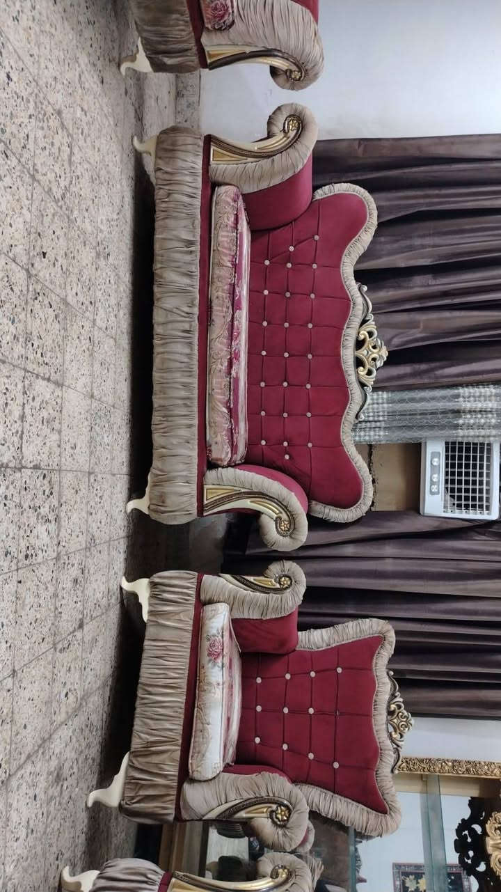 تخم ملكي 9 💺 مقعد اخو جديد اي ضرر مابي  خشب بلوك كلش ثكيل تكمه سعر ,,250,, بي مجال مكان لبياع *********** يوجد واتساب

