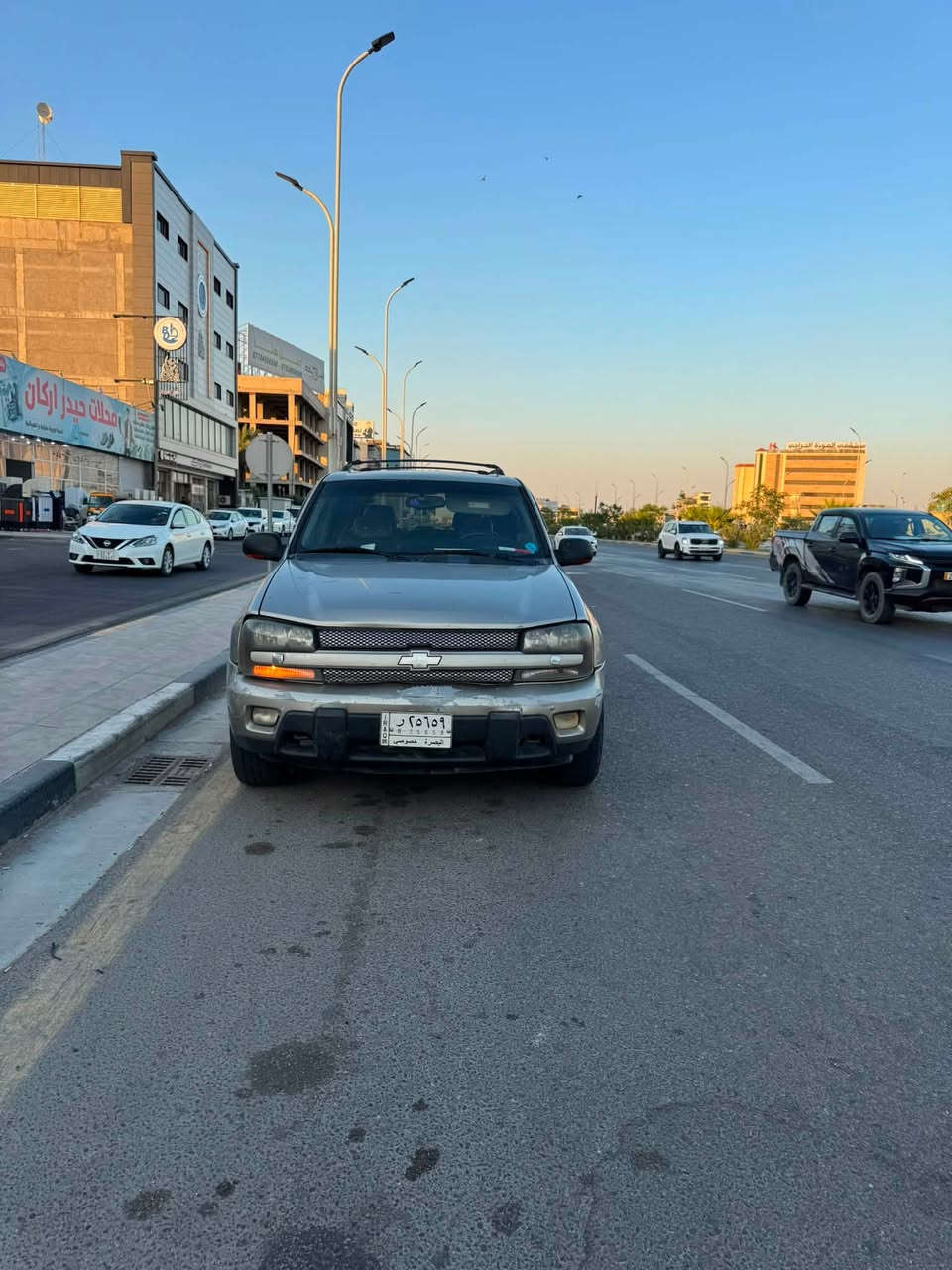 السلام عليكم سياره بلايزر رقم بصره موديل 2002 مكينه وكير وتخم تاير الحمدالله  السعر 105ورقه رقم الهاتف ***********
