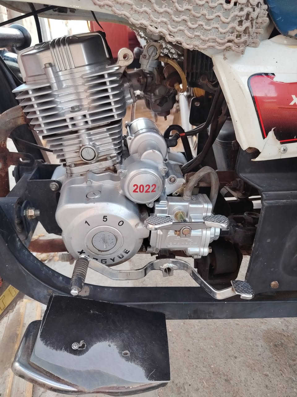 السلام عليكم عندي هاي ستوته 2022 مسجلها كامله رايدها مليون ونص قفل ***********
