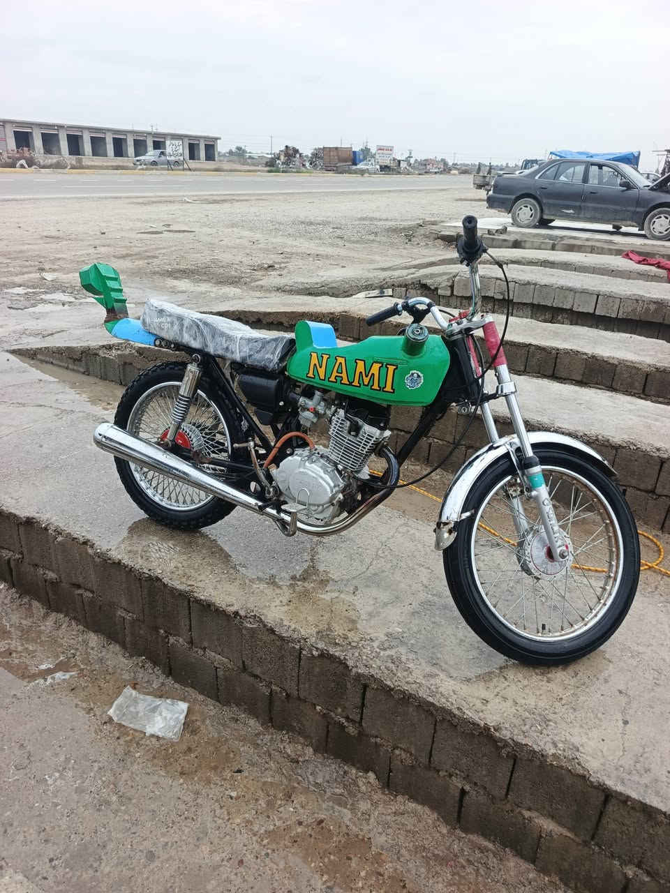 سلام عليكم دراجة تايكر للبيع موديل ٢٠٢٣ سعر ٣٢٥ بيها مجال الشراي المكان ديالى بدوانيه مقابيل الاسود الاستفسار على هذه الرقم ***********
