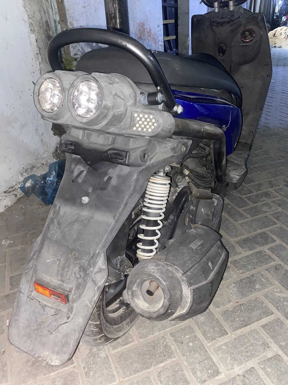 ( من رخصة الادمن )للبيع سكنس جبلي السرعة ١٤٠  صار سبوع من نزلتها من الرمبة اول تبديلة دهن بعدها على وضعيتها البلادية  ***********
