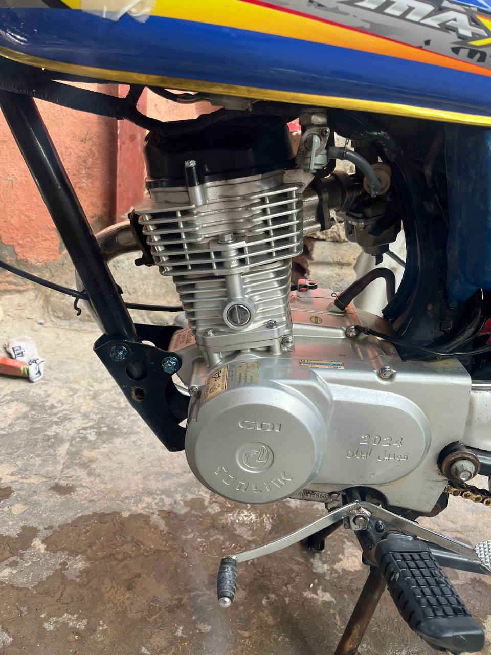 سلام عليكم دراجه تايكر 24 فول بيه نواقص بسيطه مثل شاشه ما رابطها دراجه جديده ما مفتوحه اوراق كامله كهربائيات شغاله للبيع سعر475 مكان بابل قرب سيطرة الآثار رقمي ***********
