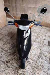 عصفوريه سبايزر رياضي مجنح سرعه 60  دراجه جاهزه مابيها اي نقص كفرات جدد...