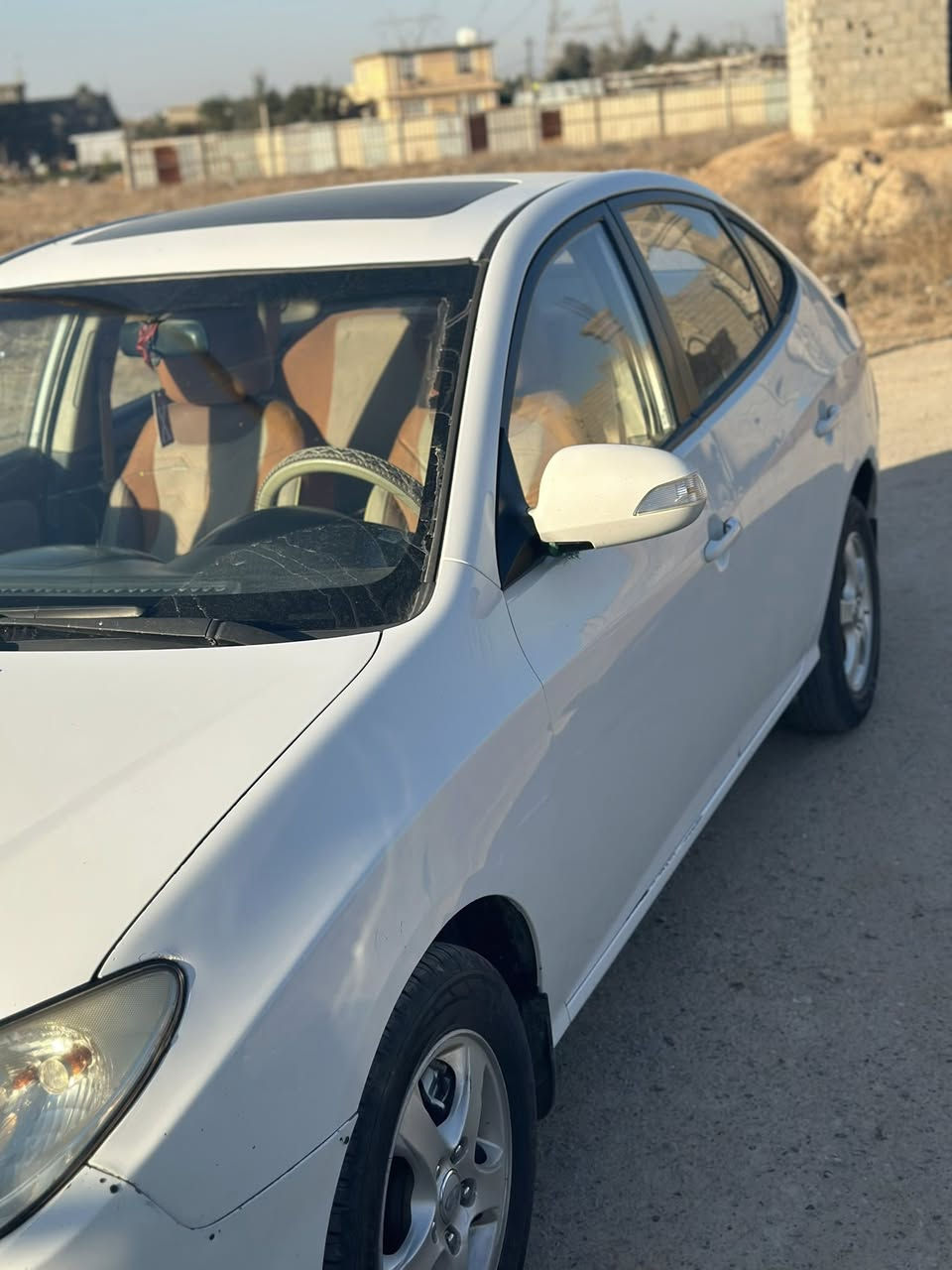 السلام عليكم سياره انتره موديل 11البيع سياره مكفوله كير محرك كشر حلو مابي ضربه سنويه الحد 2030مكان بغداد تقاطع النهروان مكلف بل نشر رقم الهاتف ***********
