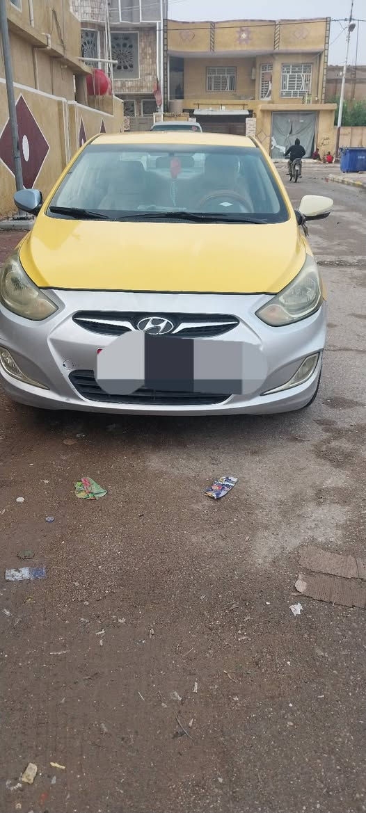 اكسنت خليجي /2015/1600رقم انكليزي بغداد باسمي شوف واشتري السعر 90ورقة وبيه مجال للشراي. 
***********/الاتصال.
