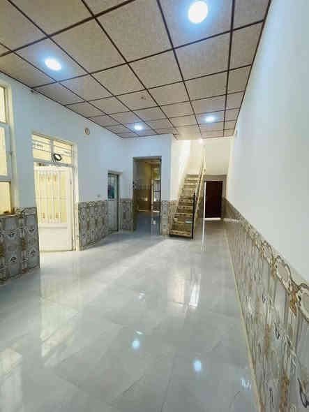 مكتب اكرم الحاتمي للعقار   ***********
==================================

دار  للبيع   المساحة 100  متر  طابو صرف 

حي ميسان الشريط قطاع 76 خلف التجاري

==================================

يحتوي ع/ غرفة وصالة ومطبخ وأستقبال 

وصحيات داخلية وخارجية ومكشوفة وطارمة 

البيت نضيف بناء طابوق والسقف صب كونكريت 

السعر  112 مليون وبي مجال 

للاستفسار الاتصال بالرقم *********** وات سآب 

او مراجعة المكتب 

عنوان المكتب/ النجف الكوفة حي ميسان 

     شارع الكيات مقابل اسواق حليم
