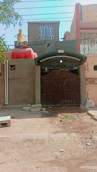 بيت ١٠٠م • طابق ونص • نهايه شارع المستشفى