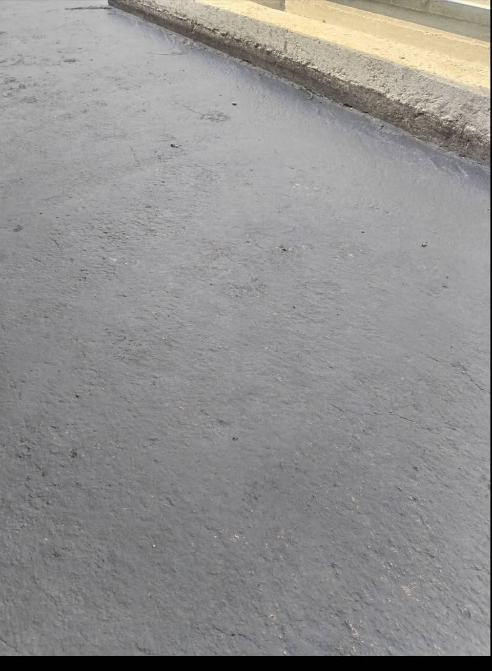 سلام عليكم يتوفر لدينا كافه انواع العوازل.  تطبيك اشتايكر الطفيلي مع ضمان الوصل  زفت بغداد درجه اوله ضمان فلانكوت اماراتي ايعاده ماستك الياقوت عمل درجه اوله فحص مهندسين ضمان سنوات سعر البرميل زفت 115 تطبيك اشتايكر متر 17 ايعاده ماستك سعر متر 3الف  لاستفسار اتصل على رقم *********** النجف, العراق
