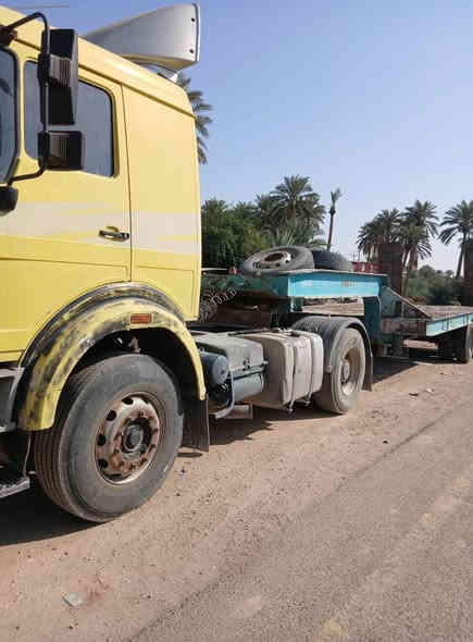 السلام عليكم للبيع تريله كرواتي لودر موديل 94 عربانه الماني دنكيرين
العنوان الانبار مركز المدينه 

#استفسار اتصال ع الرقم *********** أبو أحمد
