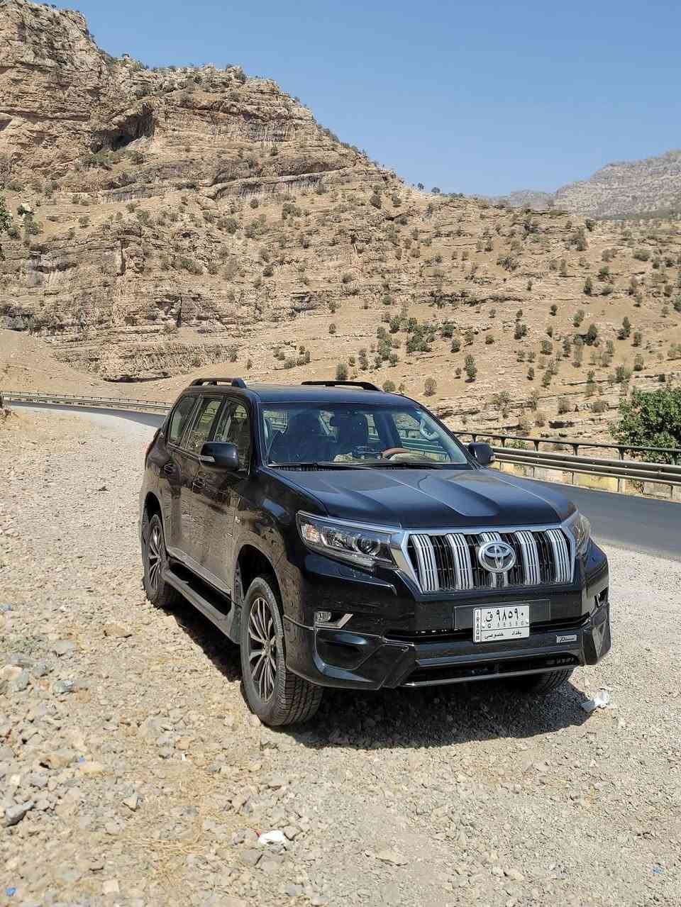 لليدور برادو زيرو بحالة الوكالة
للبيع تيوتا برادو 2022 نسخة سبعين عام
70th anniversary
السيارة مكفولة كفالة عامة
ماشية 5300 كيلو بوضع الوكالة
سبير دفن
محرك 4000
مواصفات txs
 كشنات جلد لون مشمشي
كشنات كهرباء
شحن وايرليس
شاشة كاربلي
كامرة امامية و خلفية و حساس خلفي
سلايد
سعر 480$ غير قابل للتفاوض و ما اعتقد اكو هيج نظافة بالسوك
للأستفسار اكثر 
***********
