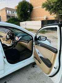 اكسنت للبيع موديل 2011 خليجي محرك 1600 رقم ديالى مشروع وطني مكان السيا...