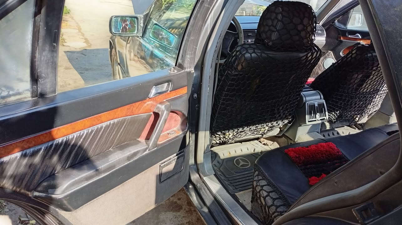 السلام عليكم مارسدس شبح موديل 92 محور في في تي السعر 47 
***********
