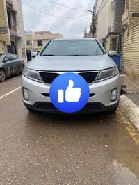 سورنتو لبيع مديل ٢٠١٤ لسياره بيهه ٣قطع صبغ ليبل واحد ماعده باب خلفي مب...