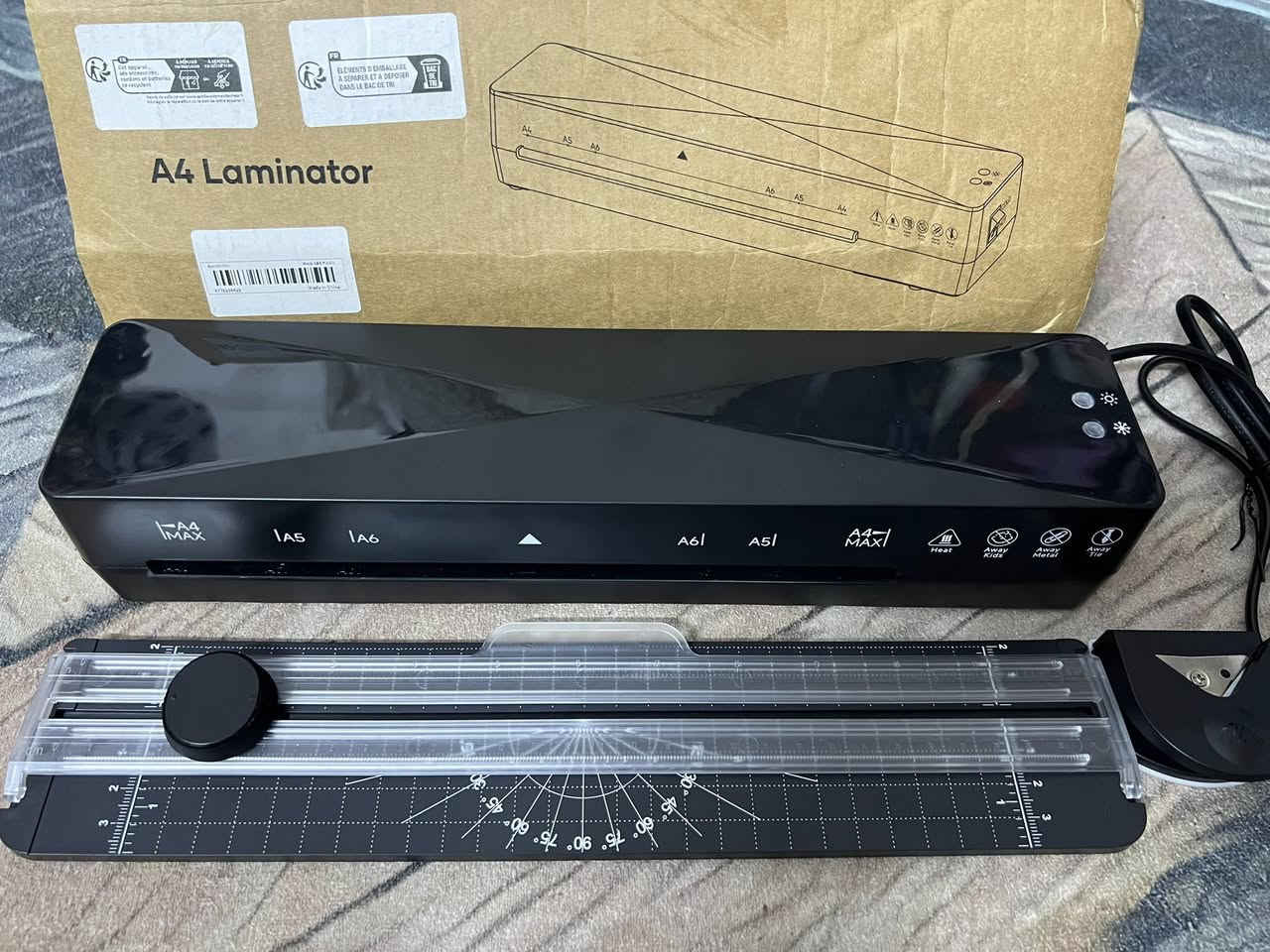 السلام عليكم
كابسة صور ومستمسكات حار او بارد محموله سهلة الاستخدام جديده غير مستخدمه
خلي سعر باليرضي الله او بالعافيه
متوفر توصيل كل المحافظات


**إذا كنت صاحب هذا الإعلان وتريد حذفه لأي سبب، رجاءا أرسل رسالة إلى الدعم الفني**