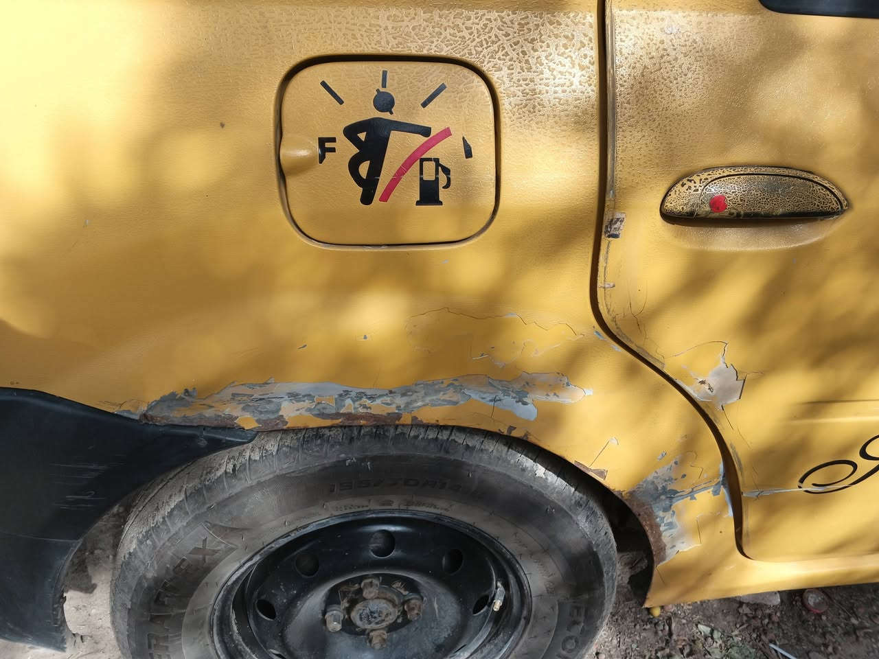 السلام عليكم رينو لوكان موديل 2010 تحوؤيل مباشر كلشي موضح بالصور مكينه تبخر رقمي *********** سعرها 32
