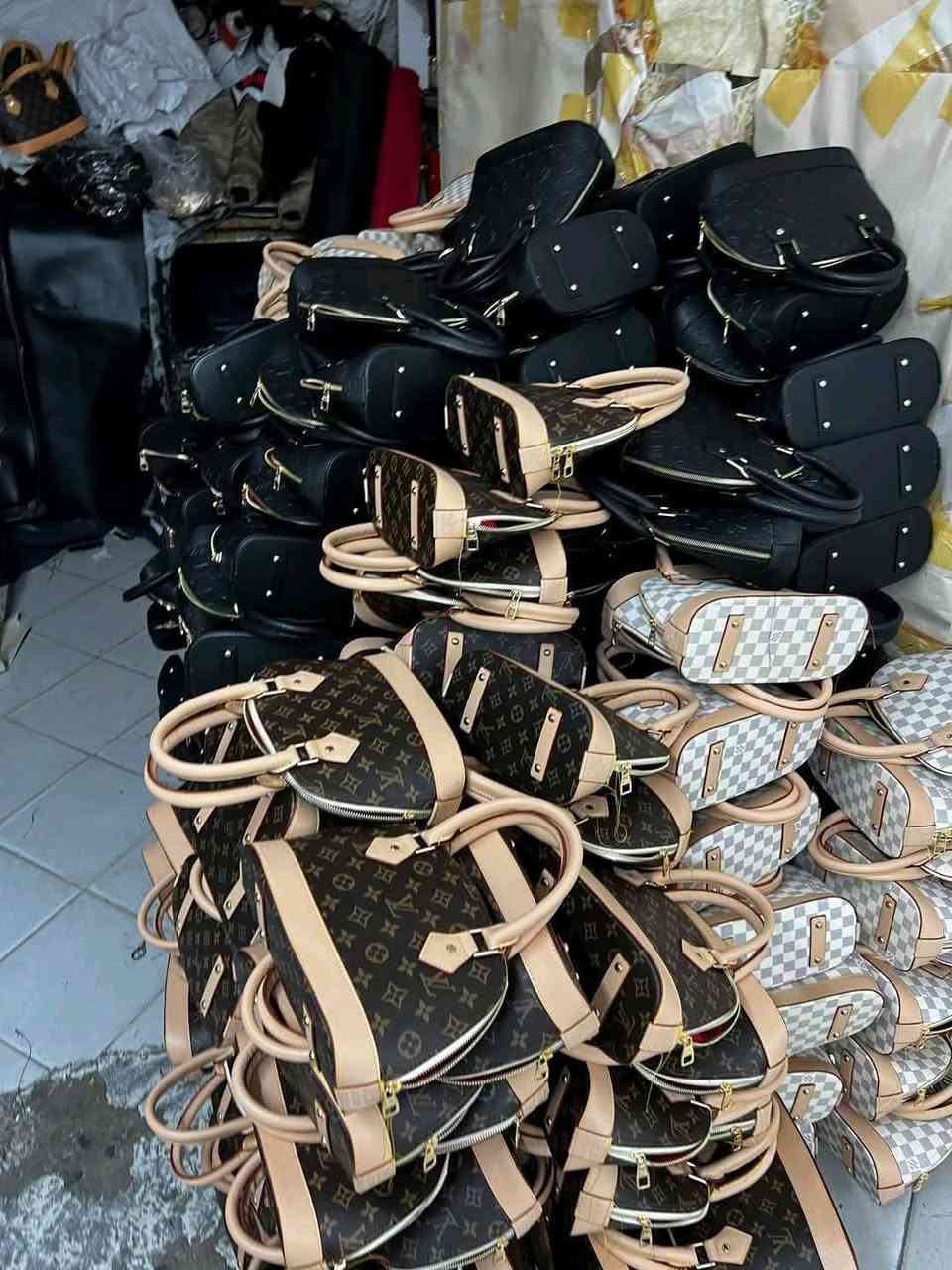 شنط نسائي من المصنع مباشر لمشاهدة جميع الموديلات بقناة التلكرام 👇👇 
https://t.me/+vLSeuHbf-t8wMWU0
https://t.me/+vLSeuHbf-t8wMWU0


**إذا كنت صاحب هذا الإعلان وتريد حذفه لأي سبب، رجاءا أرسل رسالة إلى الدعم الفني**