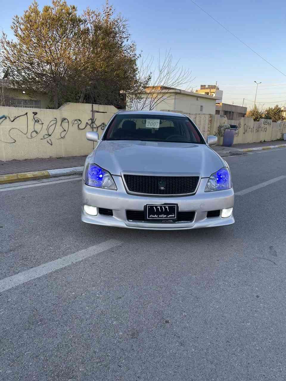 شاهينه موس موس
٢٠٠٧

گيرگه وره ي مه كينه بچوك

به سمه ره ساسي 

كامل مه سروف كراوه 

بريكو ساردو گه رمي هه مووي مه زبوته 

بوياخي قه تره نييه هي ئيراقو ئه وروپاشي نييه 

به شه رتي ١٠ سونه ر سه ياره كه جايزه كامل 

سعري (٦١)مجال 

ئه دميني گول وه ري گره 

***********

***********
