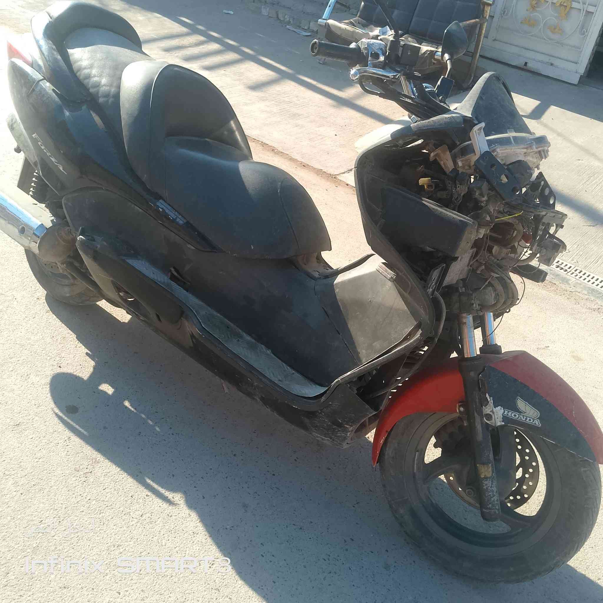 للبيع فورزه صفر 8 مكاني بغداد نقصهه سلف وكتف *********** واتساب
