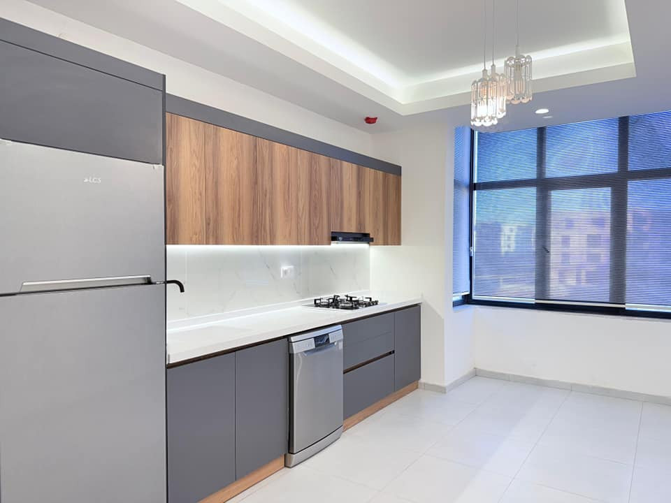 #شقق_للبيع في اربيل بنظام #الأقساط و #النقد 
في مجمع فلوريا ستي شقق نيركز تاور
مساحة 192 م  ( 3+1 )
مساحة 171 م  ( 2+1 )
للاستفسار ومعلومات اكثر حول المشروع
الإتصال على ارقام الشركه 
***********
***********
ب إدارة الخليفة 

او زيارة مقر الشركه 
سايدين لاوان / مقابل مجمع فلوريا ستي
#شركة_باب_النجاح_للعقارات_اربيل
#عقارات_اربيل أربيل, العراق
