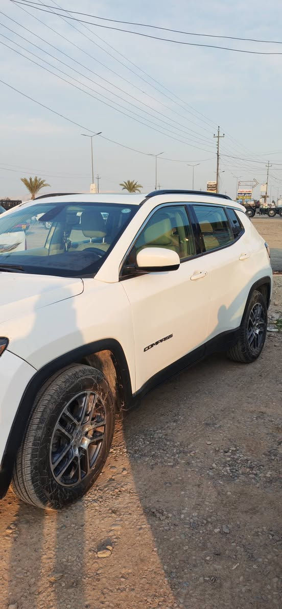 جيب موديل 2019 أمريكي رقم أربيل بيهه بنيد فقط السيارة صدر وحدادية كامل باتري جديد وطخم تايرات جديدة السيارة مايعوزها كلشي مال بيت  شرط الوكالة والتحويل السعر 135 وبيه مجال للشراي  مكاني قضاء الحمدانية خابر وتدلل ***********
